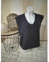 pull sans manche en mohair et alpaca gris ou noir